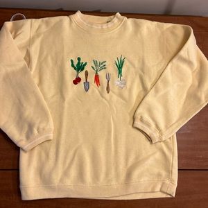Vintage veggie embroidered yellow Antero pullover sweatshirt size medium